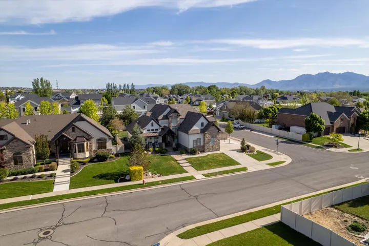Residential neighborhood with mountain backdrop