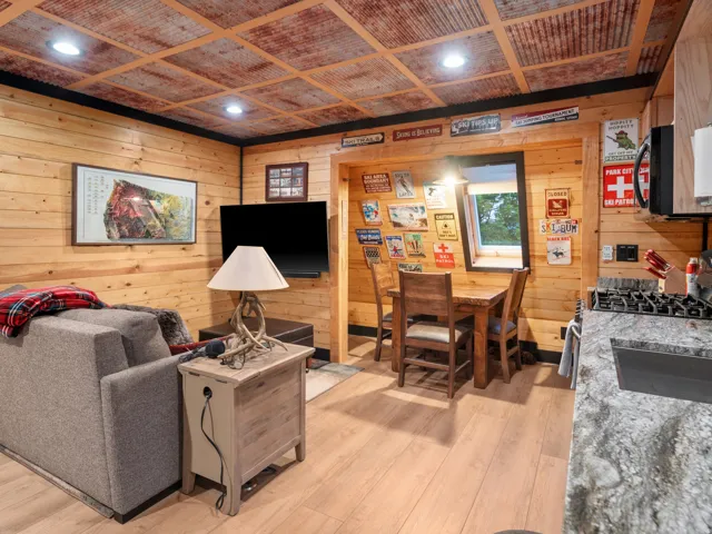 2913 E 3350 N, Eden, Utah 84310