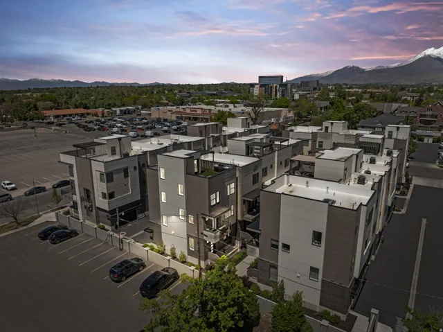 City view with mountains
