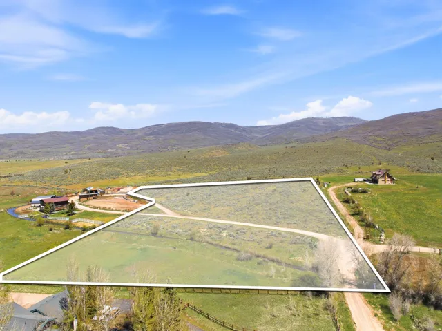 5879 Starr Ln, Oakley, Utah 84055