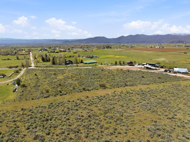5879 Starr Ln, Oakley, Utah 84055
