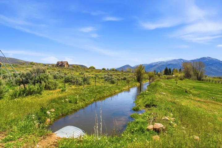 5879 Starr Ln, Oakley, Utah 84055