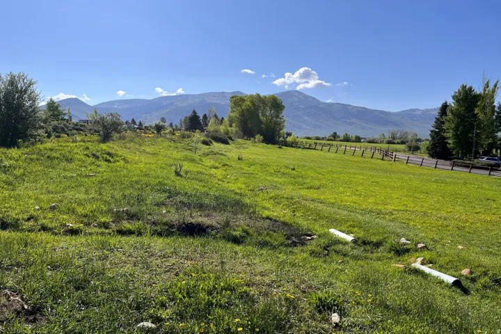 5879 Starr Ln, Oakley, Utah 84055