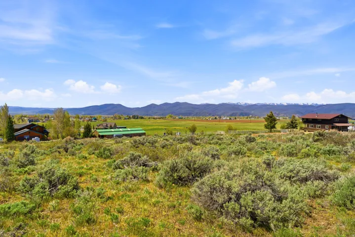 5879 Starr Ln, Oakley, Utah 84055