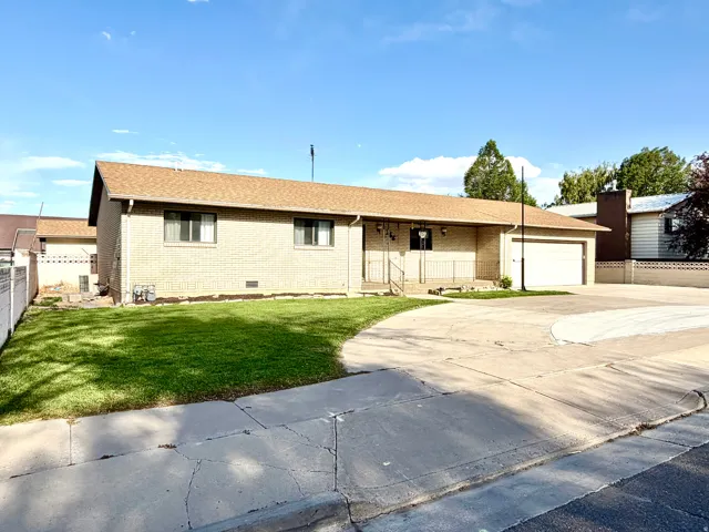 Excellent Location!