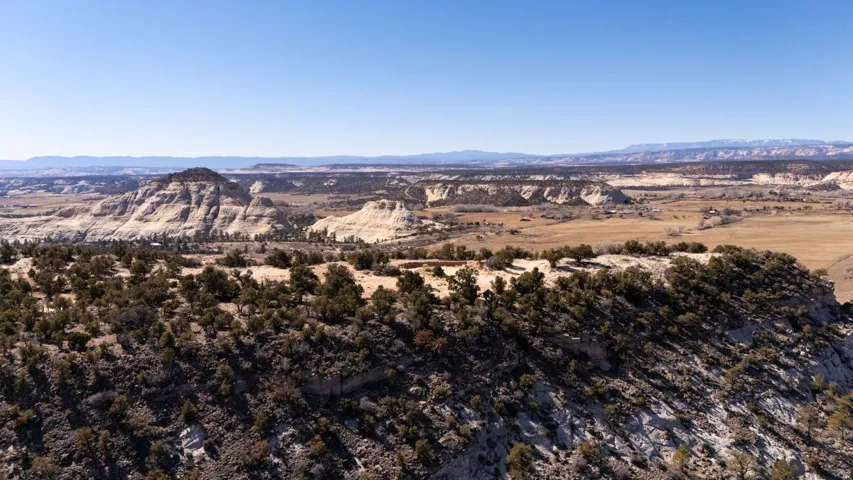 330 N Pinion Branch North Dr, Boulder, Utah 84716