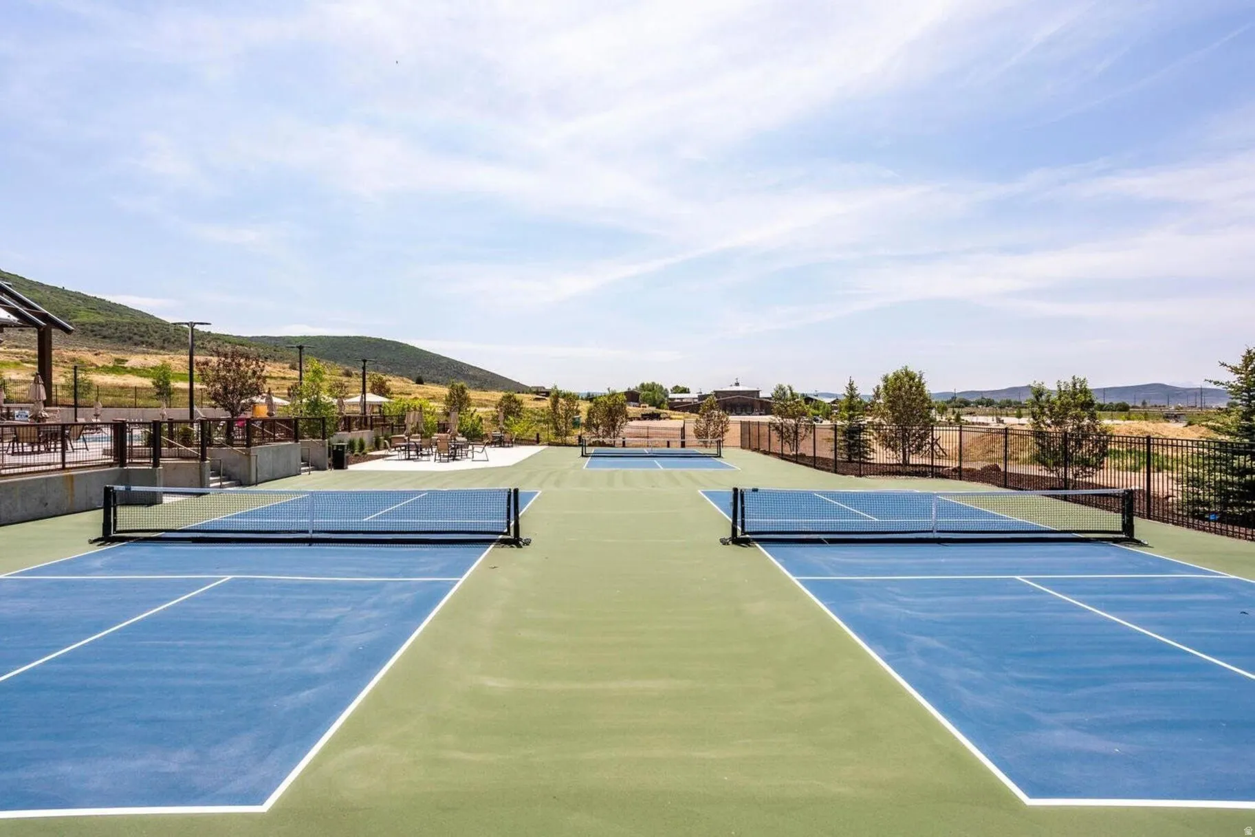 Tennis court