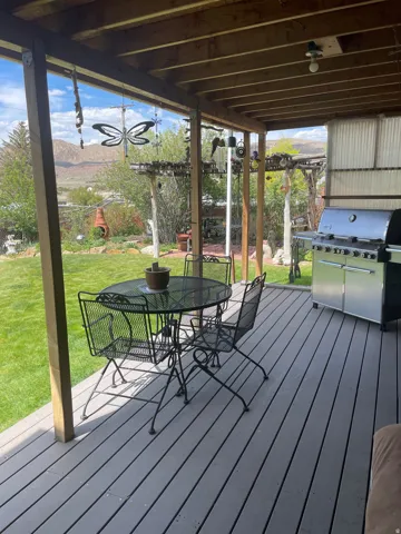 105 3rd Ave, Dutch John, Utah 84023