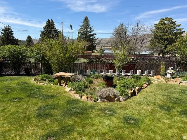 105 3rd Ave, Dutch John, Utah 84023