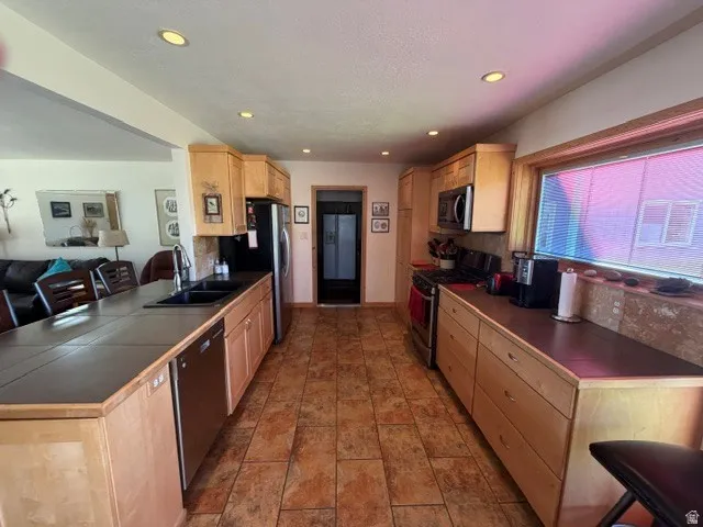 105 3rd Ave, Dutch John, Utah 84023