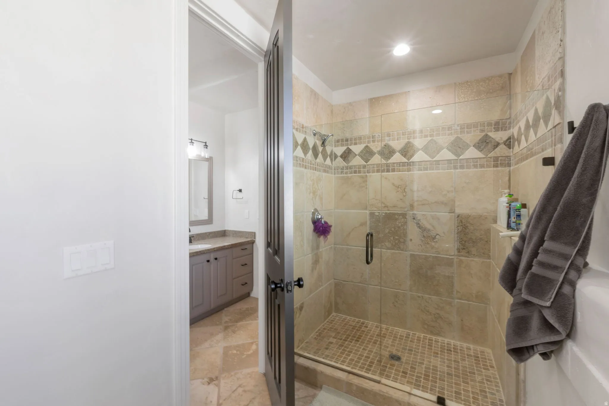 Basement jack n jill bath