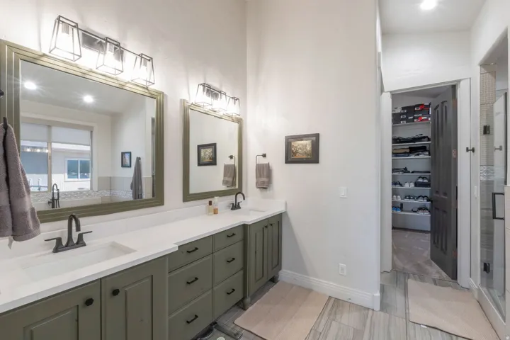 513 E Southfork Dr, Draper, Utah 84020