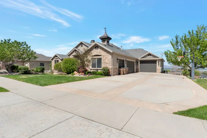 513 E Southfork Dr, Draper, Utah 84020