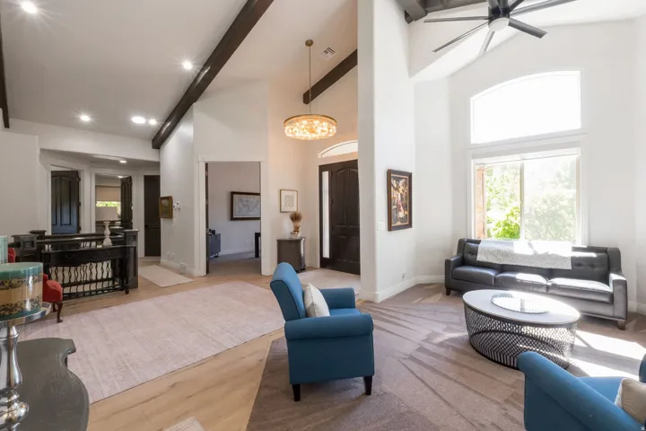 513 E Southfork Dr, Draper, Utah 84020