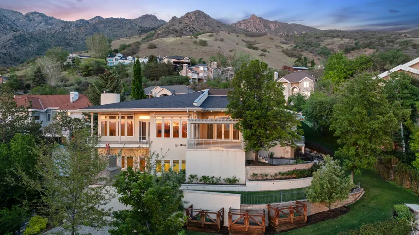 6394 S Canyon Cove Dr, Holladay, Utah 84121