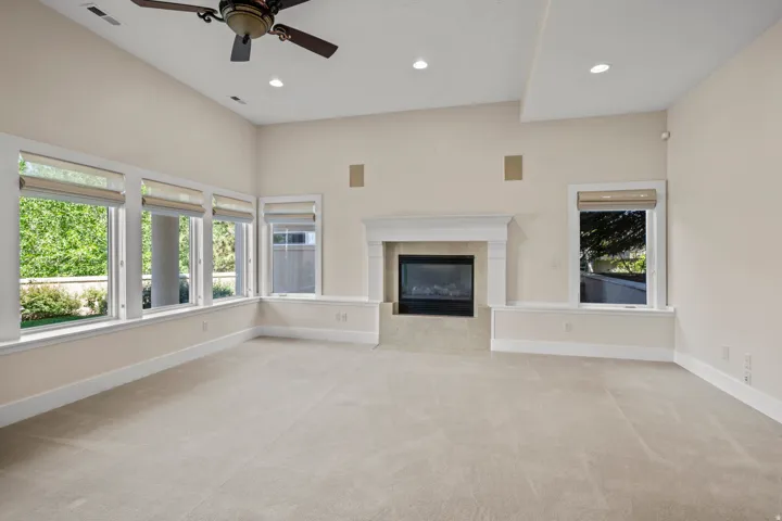 6394 S Canyon Cove Dr, Holladay, Utah 84121