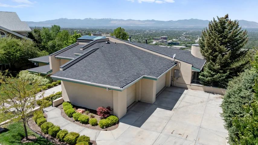 6394 S Canyon Cove Dr, Holladay, Utah 84121