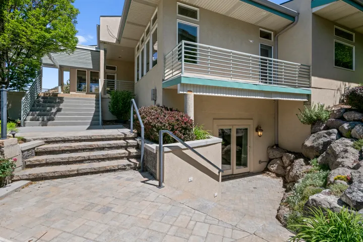 6394 S Canyon Cove Dr, Holladay, Utah 84121
