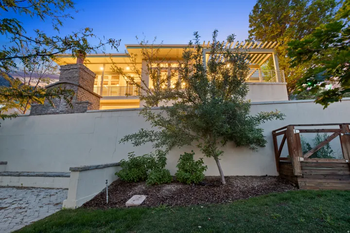 6394 S Canyon Cove Dr, Holladay, Utah 84121