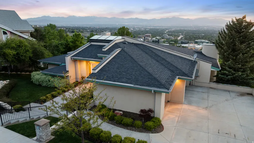 6394 S Canyon Cove Dr, Holladay, Utah 84121