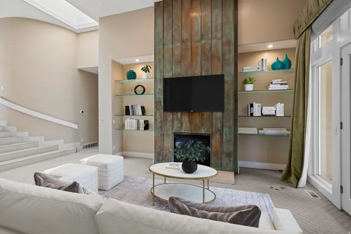 Virtually Staged