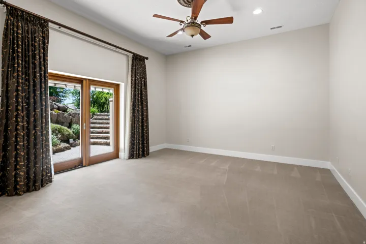 6394 S Canyon Cove Dr, Holladay, Utah 84121