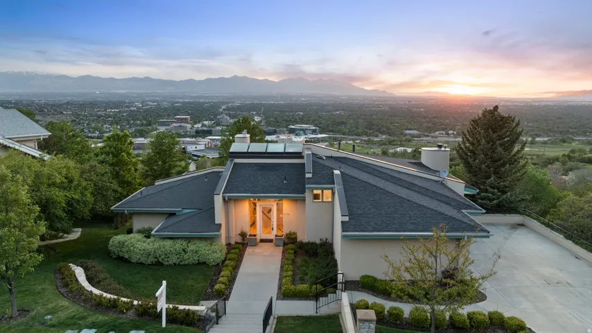 6394 S Canyon Cove Dr, Holladay, Utah 84121