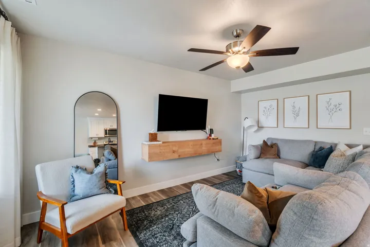 1006 N 20 E, Santaquin, Utah 84655