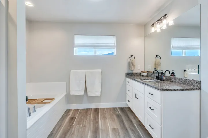 1006 N 20 E, Santaquin, Utah 84655