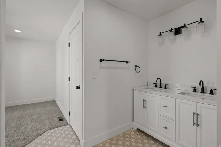 Primary ensuite