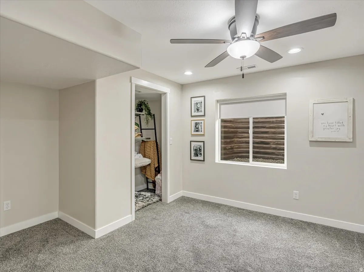 Recessed lighting and ceiling fan with integrated light fixture