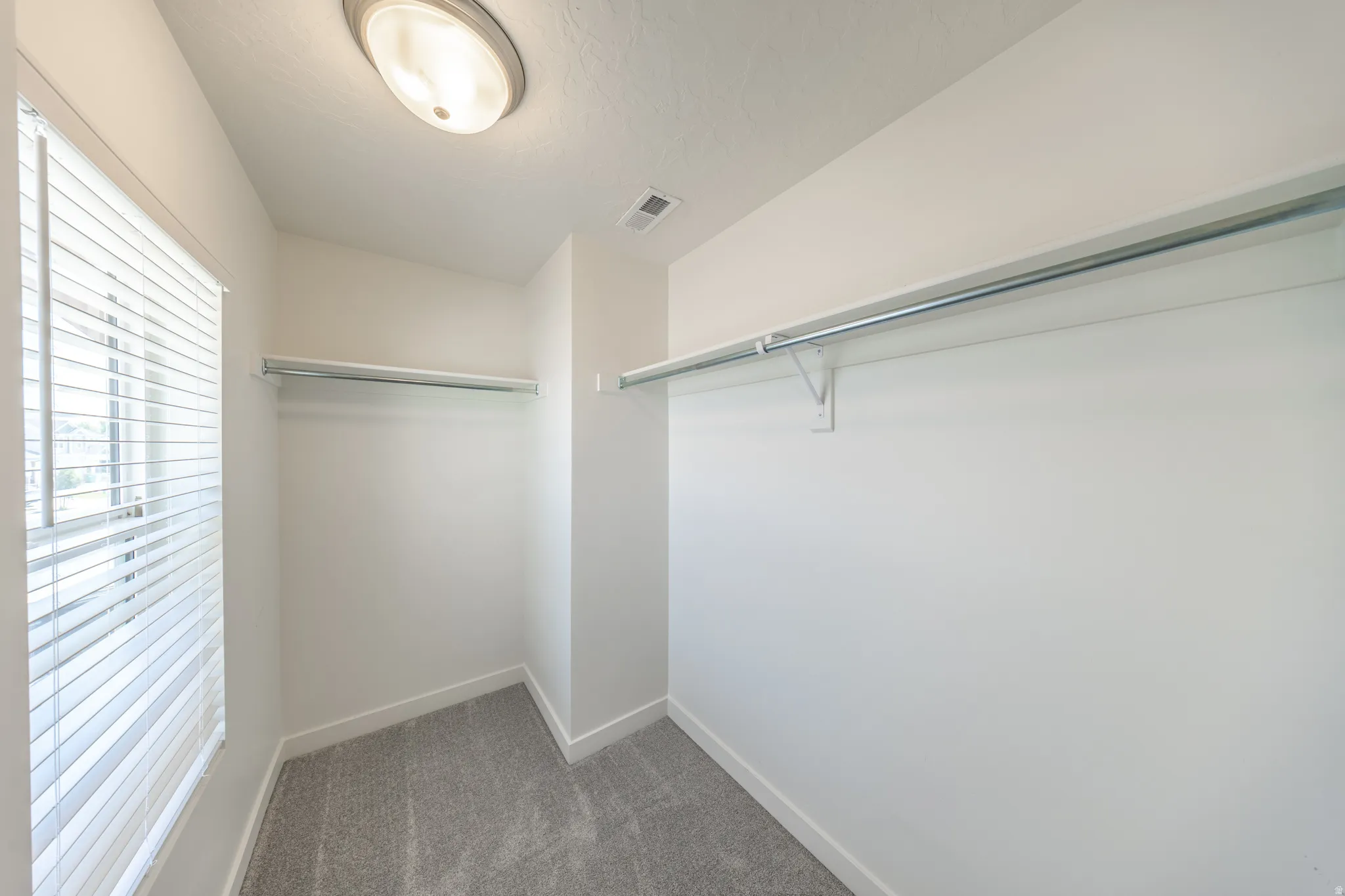 Walk in closet