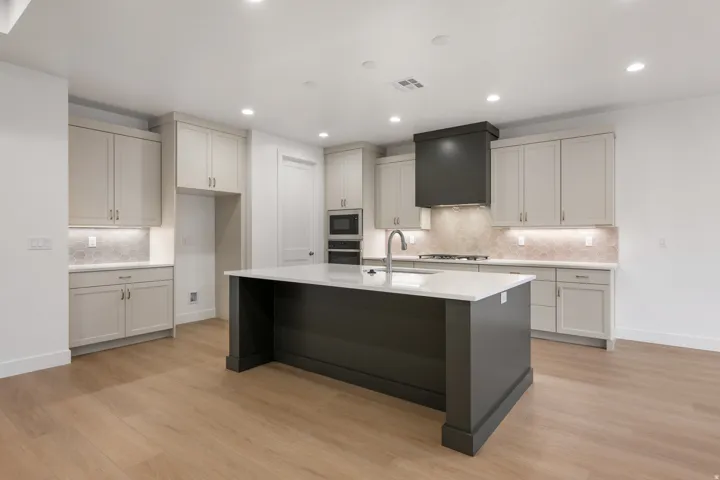 1604 N Ascent St #145, Washington, Utah 84780
