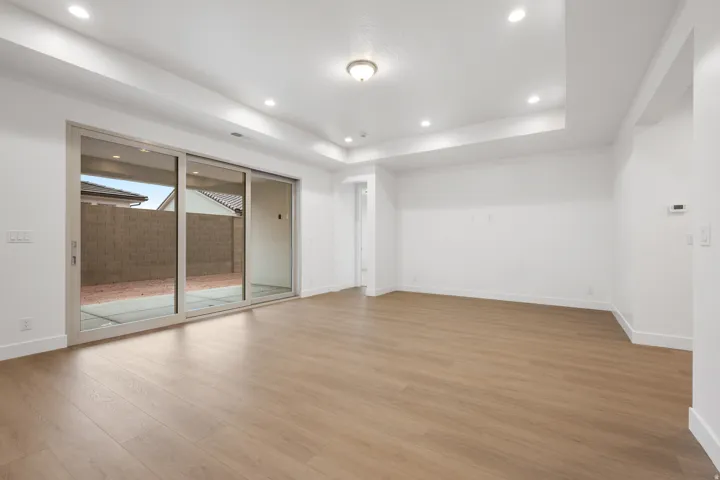 1604 N Ascent St #145, Washington, Utah 84780