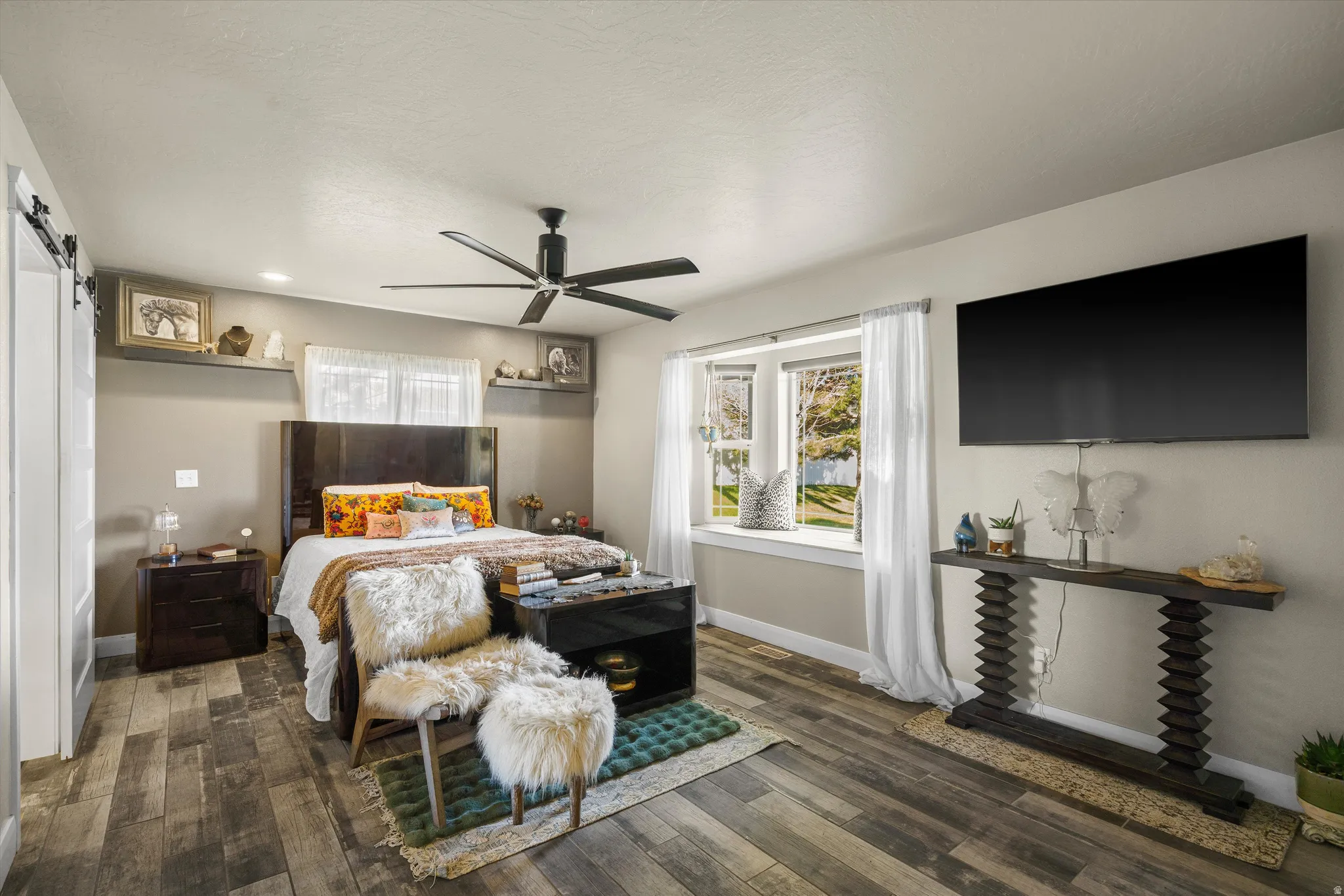 Wood-finish flooring throughout