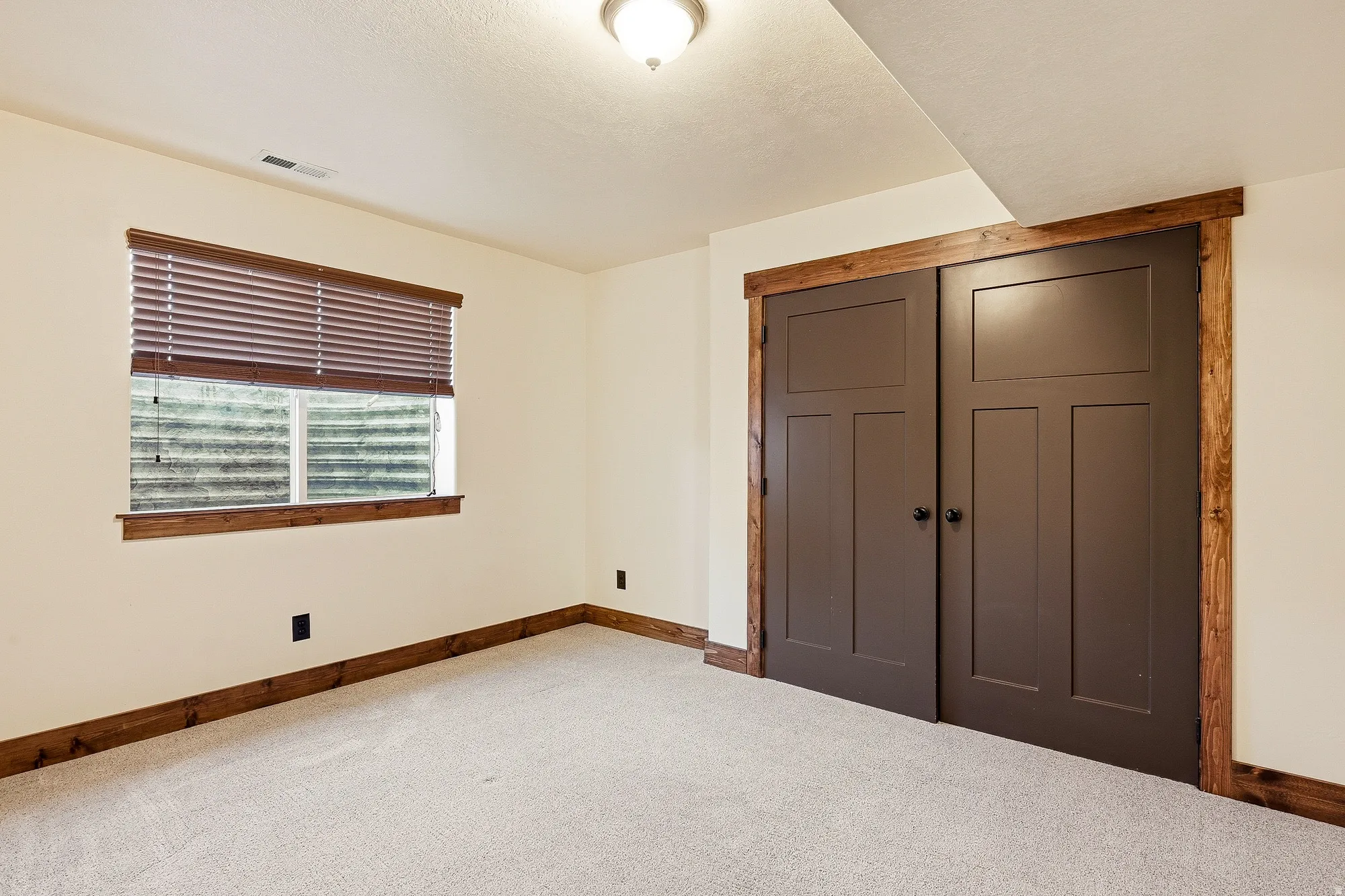 Neutral-toned wall paint throughout