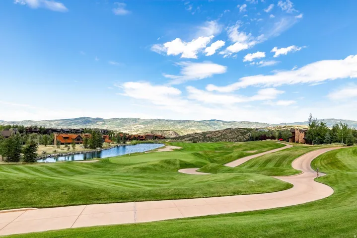 5857 Golf Club Link, Park City, Utah 84098