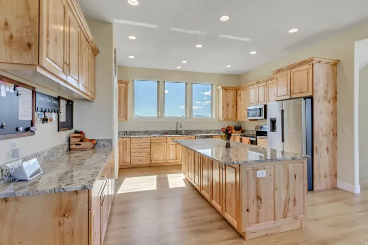 50 Pier Pl #201, Stansbury Park, Utah 84074
