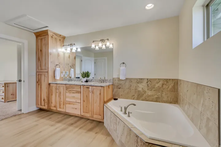 Ensuite bathroom