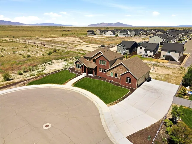 Cul-de-sac home