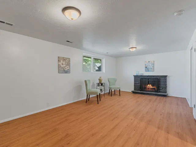 2990 E 3900 S, Holladay, Utah 84124