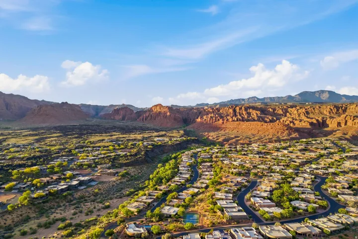 1500 E Split Rock Dr #20, Ivins, Utah 84738