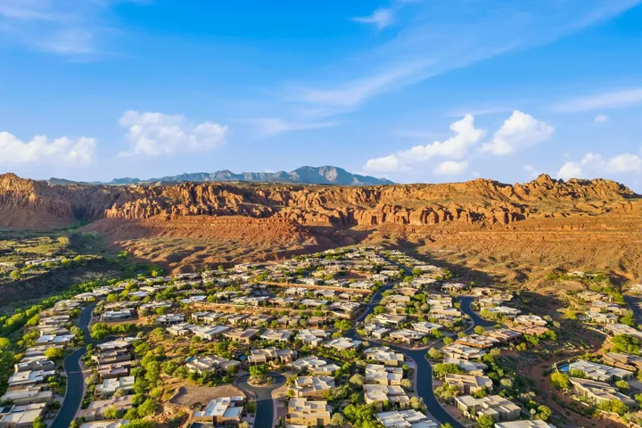 1500 E Split Rock Dr #20, Ivins, Utah 84738