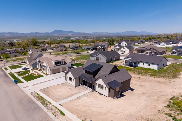 881 E 100 N, Hyde Park, Utah 84318