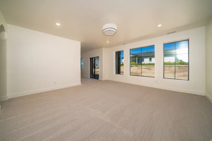 881 E 100 N, Hyde Park, Utah 84318