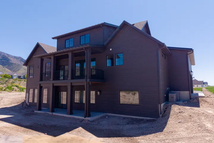 881 E 100 N, Hyde Park, Utah 84318
