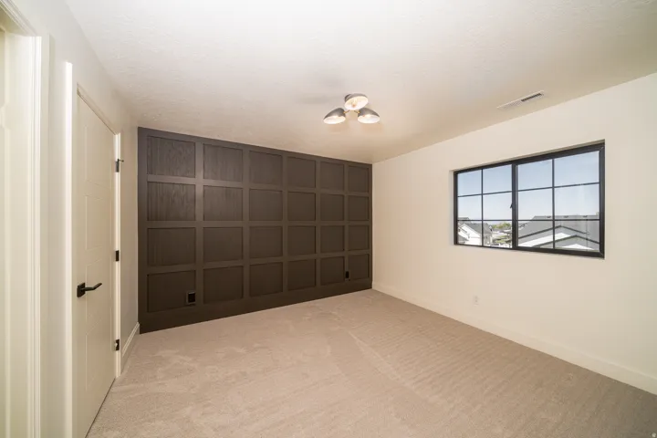 881 E 100 N, Hyde Park, Utah 84318