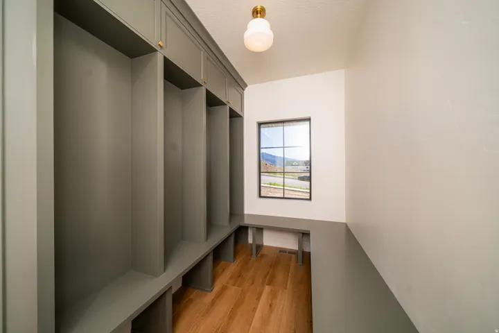 881 E 100 N, Hyde Park, Utah 84318