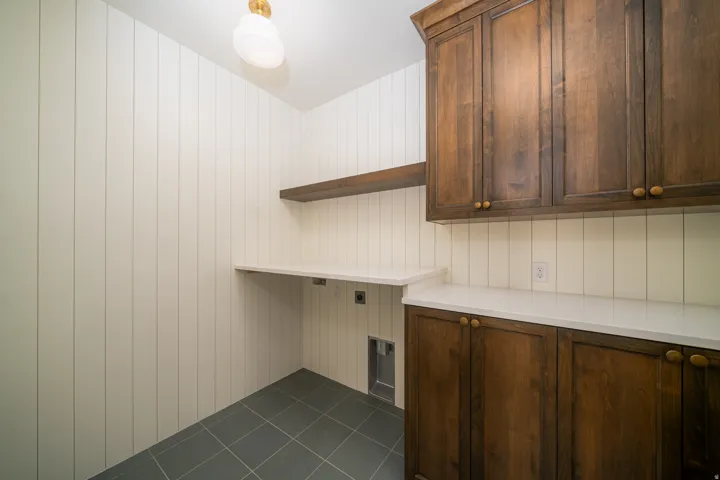 881 E 100 N, Hyde Park, Utah 84318
