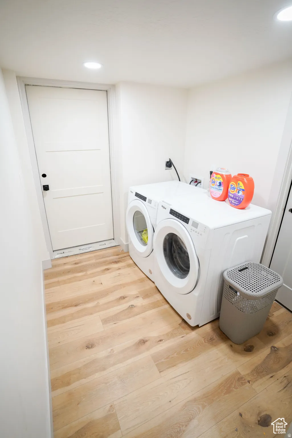 basement laundry